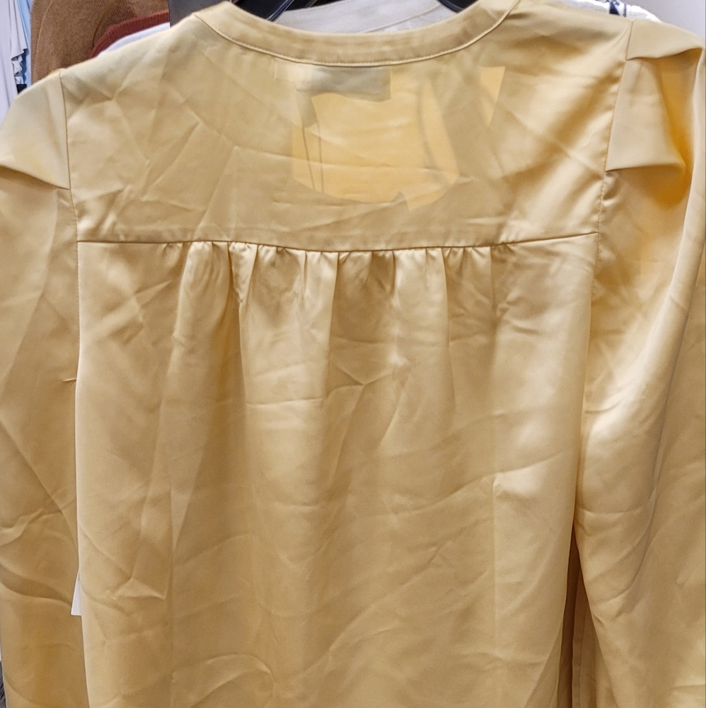 Shirt - Picture 3 of 3